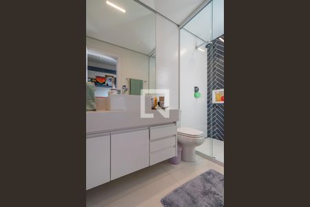 Apartamento à venda com 360m², 3 quartos e 5 vagasBanheiro da Suíte 1