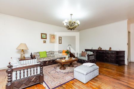 Sala de casa à venda com 3 quartos, 260m² em Indianópolis, São Paulo