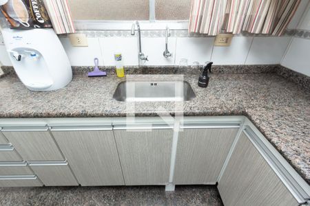 Casa à venda com 260m², 3 quartos e 5 vagas Casa à venda com 260m², 3 quartos e 5 vagasCozinha