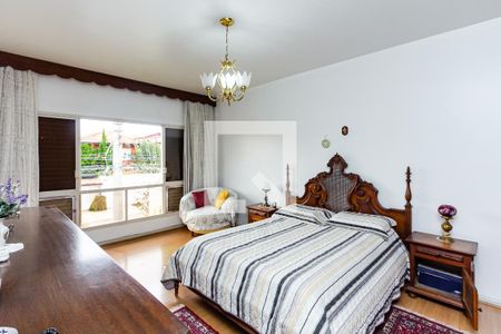 Suíte  de casa à venda com 3 quartos, 260m² em Indianópolis, São Paulo