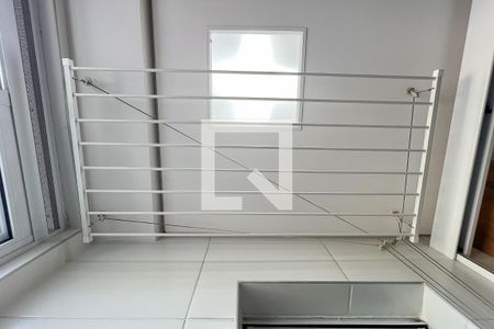 Apartamento à venda com 65m², 2 quartos e 1 vagaÁrea de Serviço
