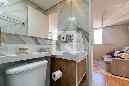 Apartamento à venda com 65m², 2 quartos e 1 vagaBanheiro Social