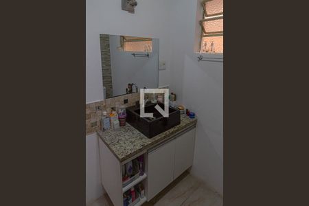 Apartamento à venda com 90m², 2 quartos e sem vagaBanheiro