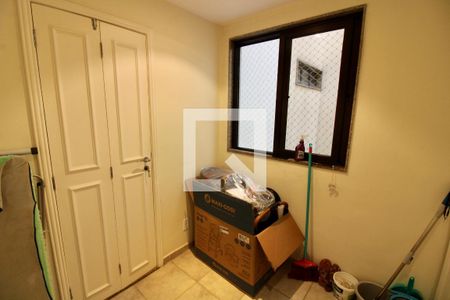Apartamento à venda com 170m², 3 quartos e 2 vagasQuarto de Serviço