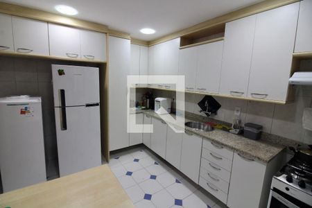 Apartamento à venda com 170m², 3 quartos e 2 vagasCozinha