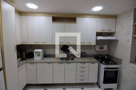 Apartamento à venda com 170m², 3 quartos e 2 vagasCozinha