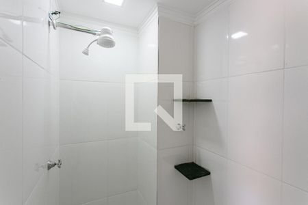 Banheiro de kitnet/studio para alugar com 1 quarto, 33m² em Vila Mafra, São Paulo