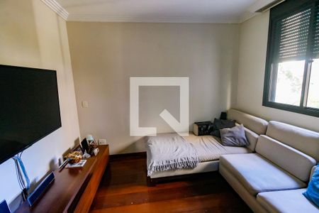 Sala TV de apartamento à venda com 3 quartos, 188m² em Vila Sonia, São Paulo