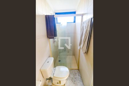 Apartamento à venda com 188m², 3 quartos e 3 vagasBanheiro da Suíte 1