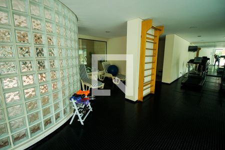 Apartamento à venda com 188m², 3 quartos e 3 vagasÁrea comum - Academia