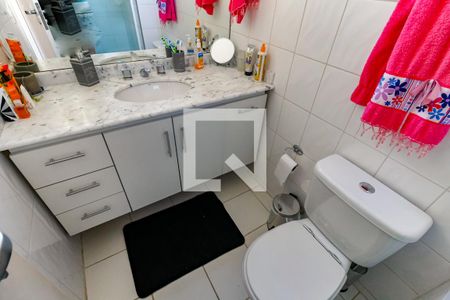 Apartamento à venda com 188m², 3 quartos e 3 vagasBanheiro da Suíte 2