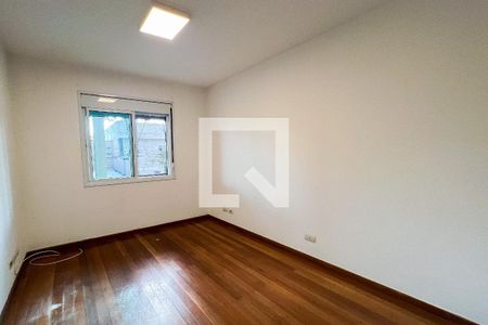 Casa à venda com 250m², 3 quartos e 2 vagas Casa à venda com 250m², 3 quartos e 2 vagasSuite 2