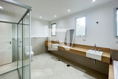 Casa à venda com 250m², 3 quartos e 2 vagas Casa à venda com 250m², 3 quartos e 2 vagasBanheiro da Suíte 3