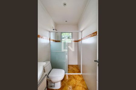 Casa à venda com 250m², 3 quartos e 2 vagas Casa à venda com 250m², 3 quartos e 2 vagasBanheiro