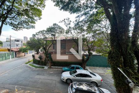 Casa à venda com 250m², 3 quartos e 2 vagas Casa à venda com 250m², 3 quartos e 2 vagasVista