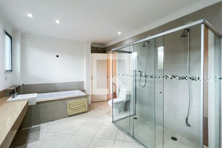 Casa à venda com 250m², 3 quartos e 2 vagas Casa à venda com 250m², 3 quartos e 2 vagasBanheiro da Suíte 3