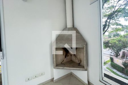 Casa à venda com 250m², 3 quartos e 2 vagas Casa à venda com 250m², 3 quartos e 2 vagasCobertura