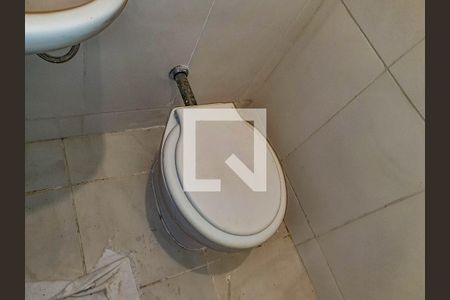 Apartamento para alugar com 200m², 3 quartos e 2 vagasBanheiro de serviço