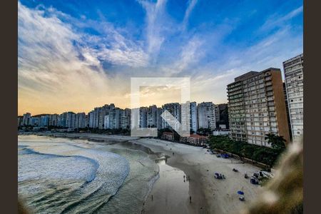 Vista da Sala de apartamento para alugar com 3 quartos, 200m² em Morro do Maluf, Guarujá
