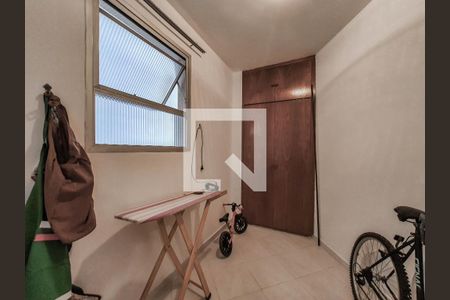 Apartamento para alugar com 200m², 3 quartos e 2 vagasQuarto de Serviço