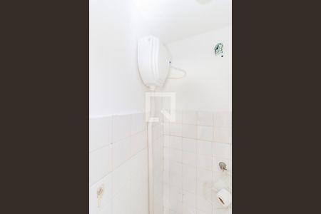 Casa à venda com 150m², 2 quartos e 1 vaga Casa à venda com 150m², 2 quartos e 1 vagaEdícula - Banheiro