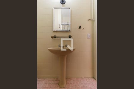 Casa à venda com 150m², 2 quartos e 1 vaga Casa à venda com 150m², 2 quartos e 1 vagaBanheiro