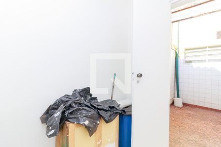 Casa à venda com 150m², 2 quartos e 1 vaga Casa à venda com 150m², 2 quartos e 1 vagaEdícula - Quarto