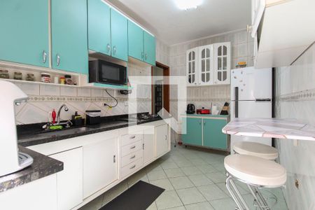 Casa à venda com 196m², 3 quartos e 1 vaga Casa à venda com 196m², 3 quartos e 1 vagaCozinha