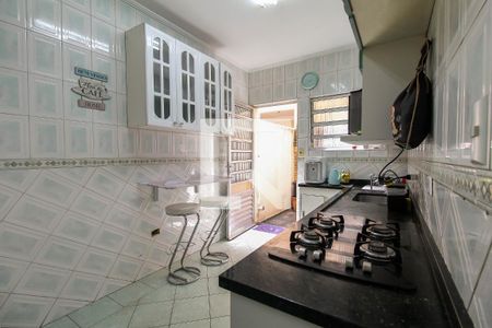 Casa à venda com 196m², 3 quartos e 1 vaga Casa à venda com 196m², 3 quartos e 1 vagaCozinha