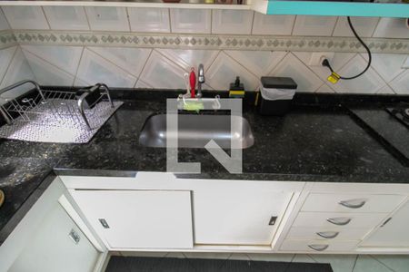 Casa à venda com 196m², 3 quartos e 1 vaga Casa à venda com 196m², 3 quartos e 1 vagaCozinha