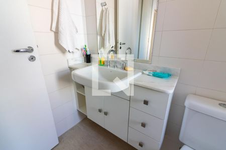 Apartamento à venda com 147m², 3 quartos e 3 vagasSuíte 2, banheiro 