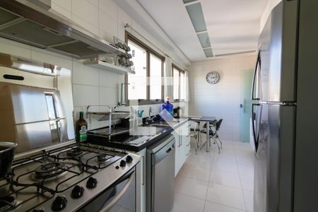 Apartamento à venda com 147m², 3 quartos e 3 vagasCozinha 