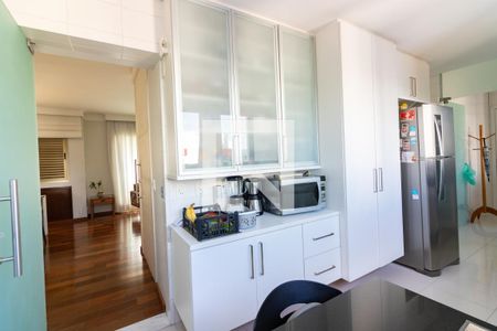 Apartamento à venda com 147m², 3 quartos e 3 vagasCozinha 