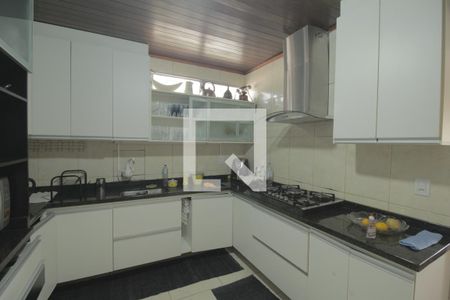 Casa à venda com 300m², 3 quartos e 4 vagasCozinha