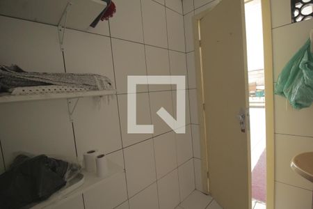 Casa à venda com 300m², 3 quartos e 4 vagasBanheiro de serviço