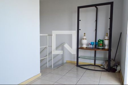 Apartamento para alugar com 106m², 3 quartos e 1 vaga Apartamento para alugar com 106m², 3 quartos e 1 vagaHall