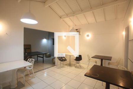 Apartamento para alugar com 106m², 3 quartos e 1 vaga Apartamento para alugar com 106m², 3 quartos e 1 vagaÁrea comum - Salão de festas