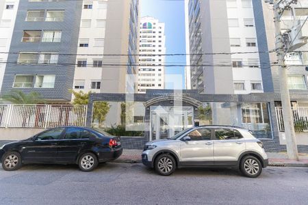 Apartamento para alugar com 78m², 2 quartos e 1 vagaFachada