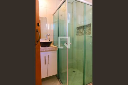 Apartamento à venda com 88m², 2 quartos e 2 vagasBanheiro da Suite