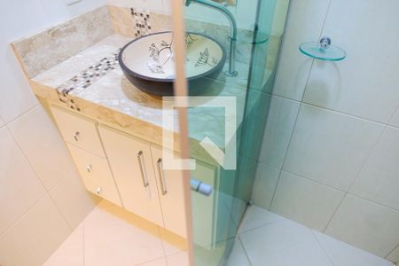 Apartamento à venda com 88m², 2 quartos e 2 vagasBanheiro Social