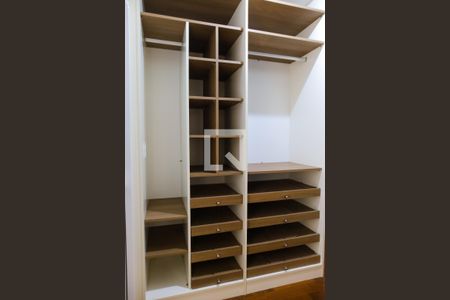 Apartamento à venda com 88m², 2 quartos e 2 vagasCloset da Suíte