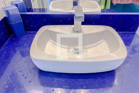 Casa à venda com 288m², 3 quartos e 2 vagasBanheiro da Suíte 2