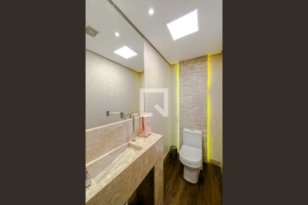 Casa à venda com 288m², 3 quartos e 2 vagasLavabo