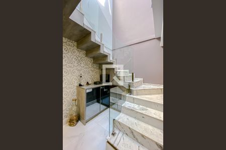 Casa à venda com 288m², 3 quartos e 2 vagasSala