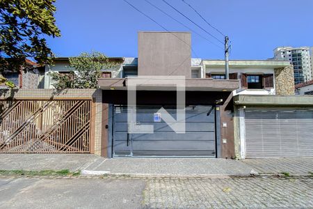 Casa à venda com 288m², 3 quartos e 2 vagasFachada