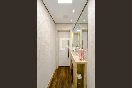 Casa à venda com 288m², 3 quartos e 2 vagasLavabo