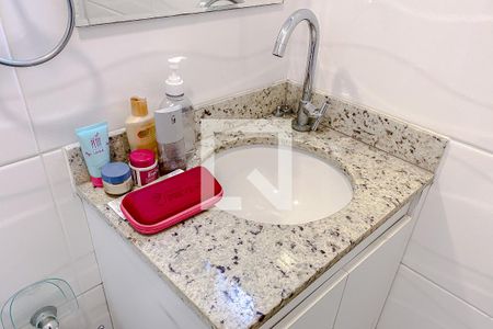 Casa à venda com 288m², 3 quartos e 2 vagasBanheiro de serviço