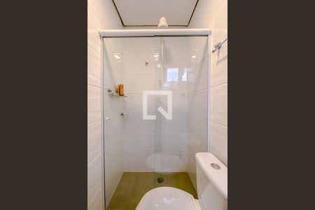 Casa à venda com 288m², 3 quartos e 2 vagasBanheiro de serviço