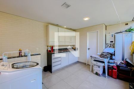 Casa à venda com 288m², 3 quartos e 2 vagasLavanderia