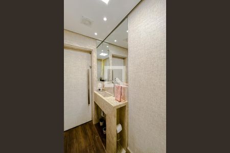 Casa à venda com 288m², 3 quartos e 2 vagasLavabo